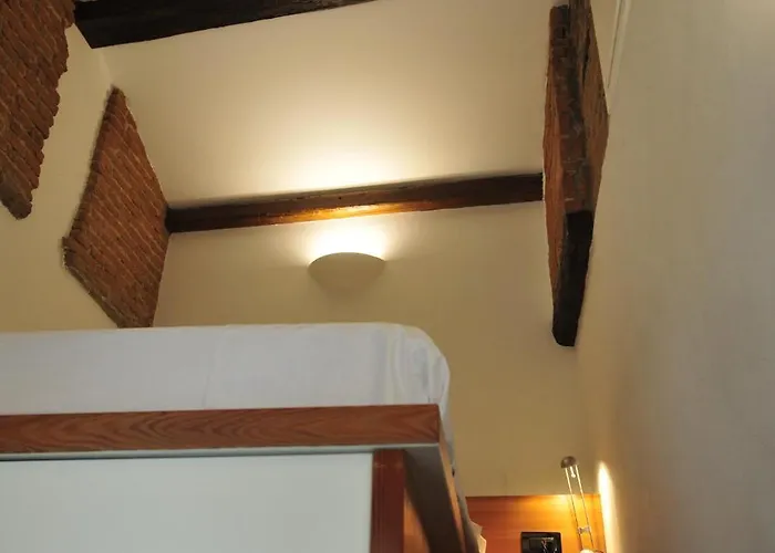 Apartment Antico E Moderno Al Centro Del Centro Di Milan